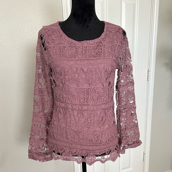 Pinky Tops - “Pinky” Crochet top w/tank